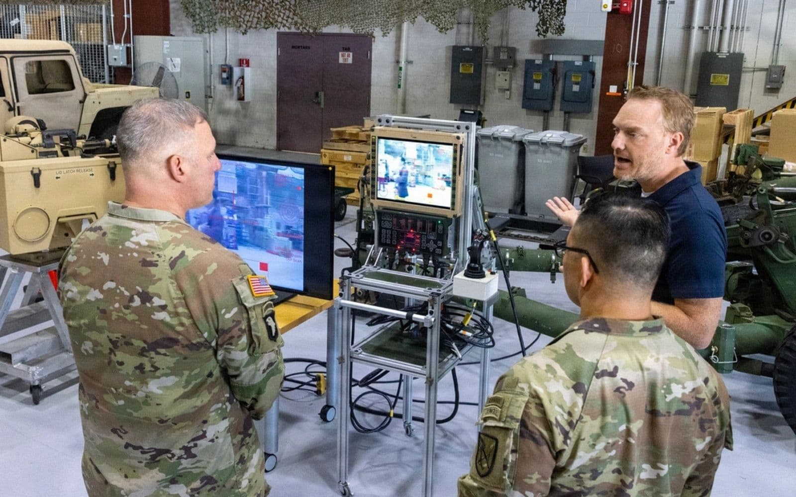 Picatinny Arsenal îi prezintă șefului DEVCOM al Armatei folosirea imprimării 3D pentru apărarea împotriva dronelor
