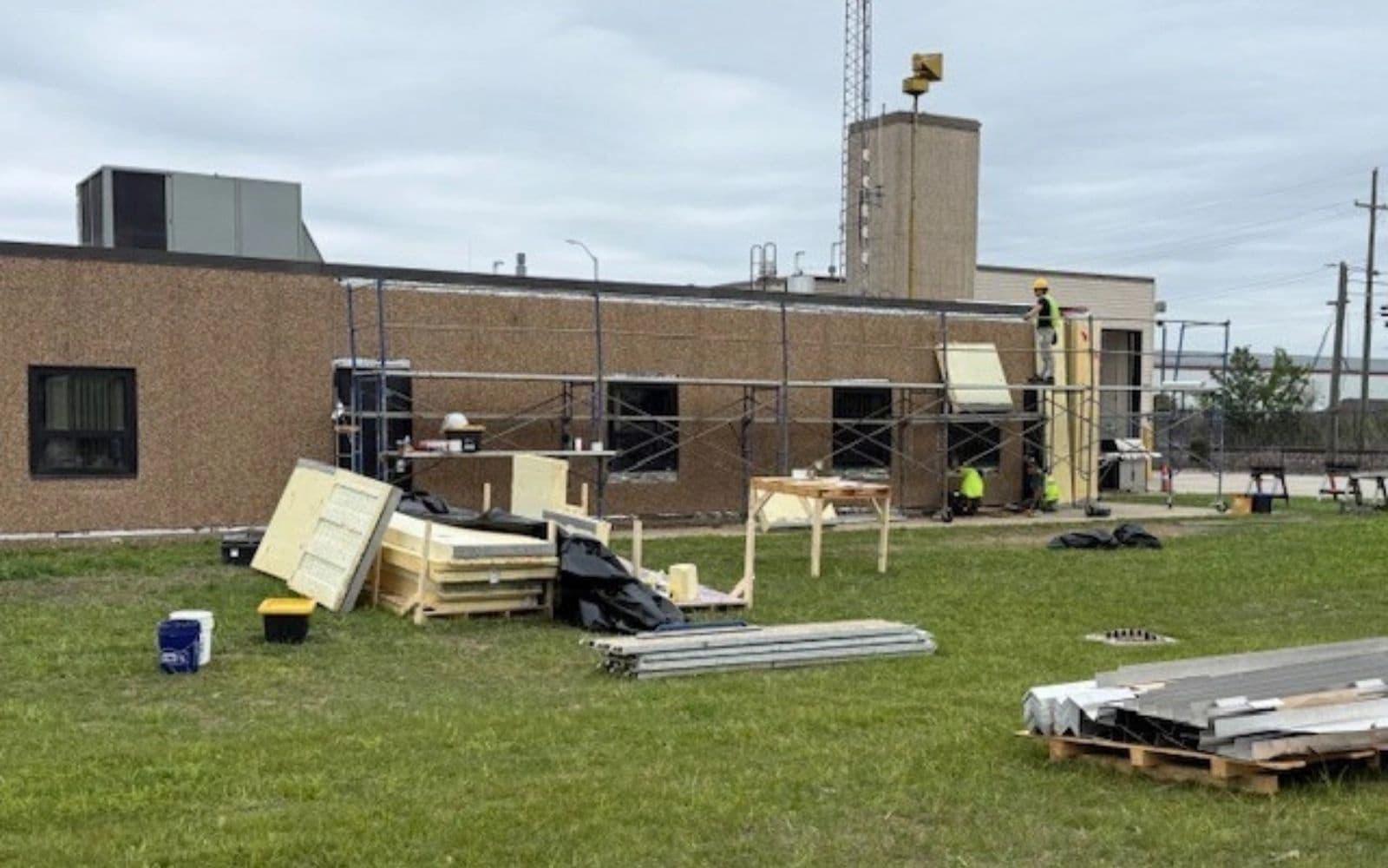 Arsenalul din Detroit testează panouri imprimate 3D pentru renovarea energetică a clădirilor