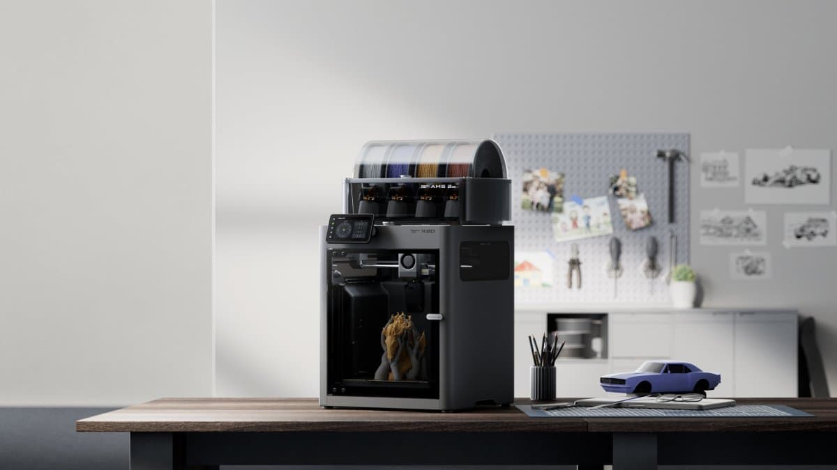Bambu Lab X2D: imprimanta 3D cu extrudare dublă e deja cu 100 € mai ieftină