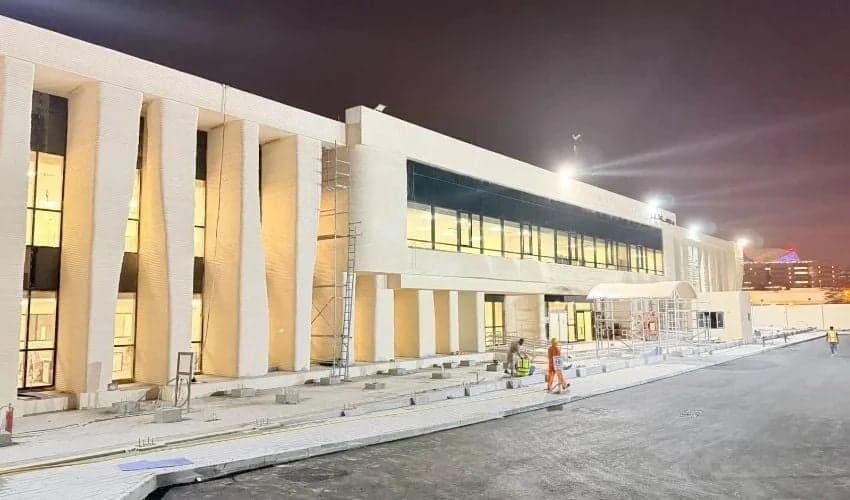 O școală din Qatar, cu 30.000 m² de pereți printați 3D, este aproape gata